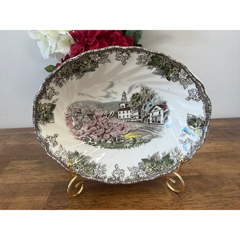 Vintage‎ Johnson Bros Friendly Village Village Green Serving Bowl England Oval